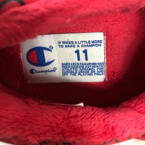 Champion Red Varsity Reflective Slippers - Picture 5 of 5